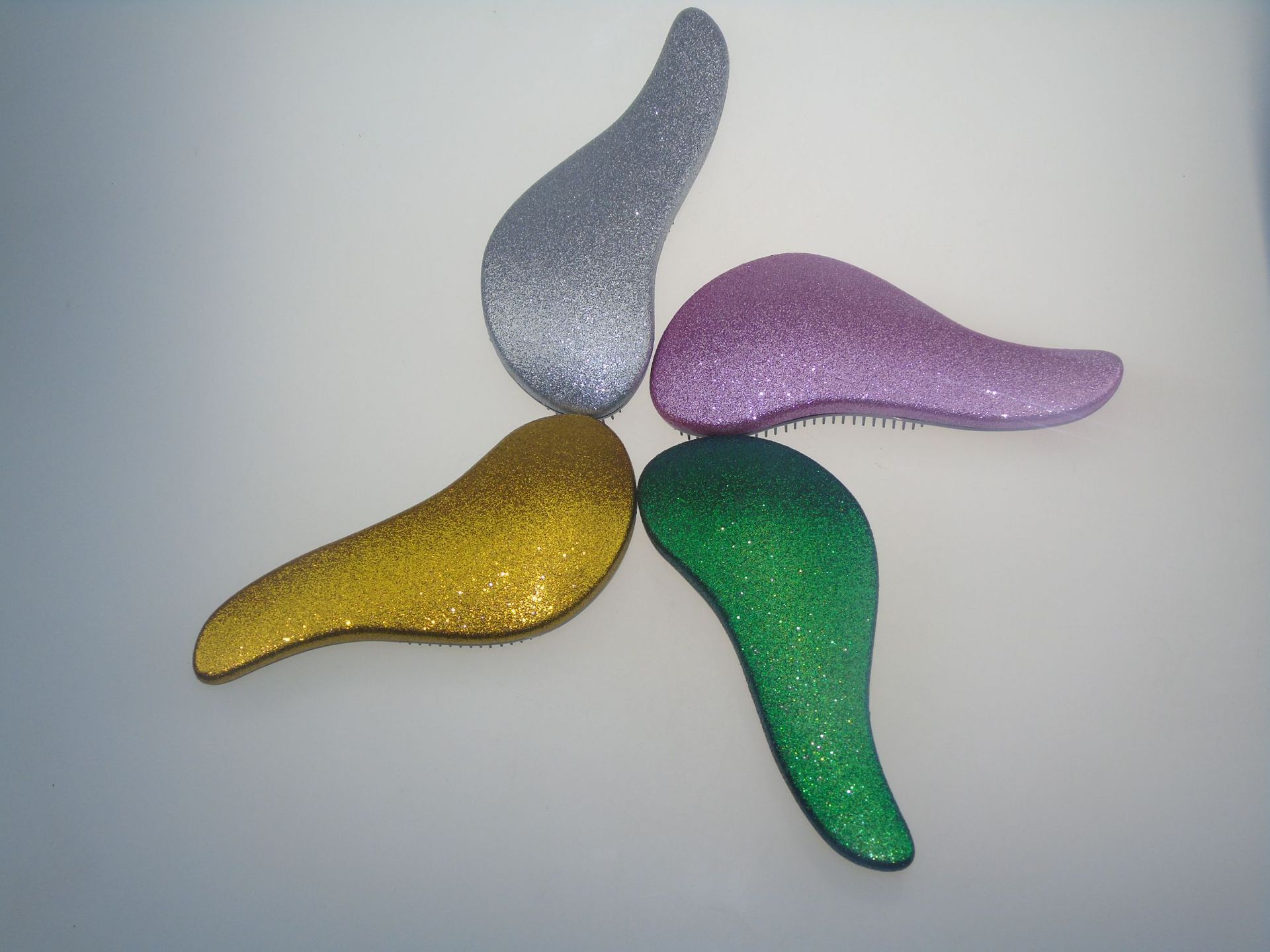 定制生产创意款喷粉顺发tt梳防静电顺发美发按摩梳定制logo