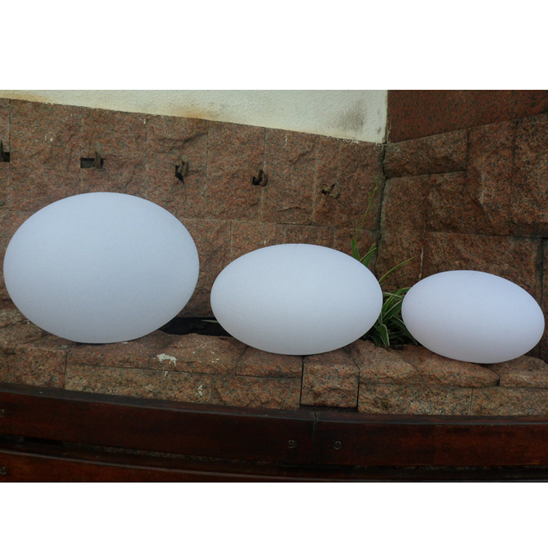 水上漂浮圆灯扁球圆球防水充电酒店派对泳池七彩变色气氛照明