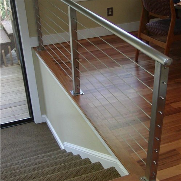 绳索栏杆: (1)绳索:4/6mm 绳索加拉紧器 (2)扶手:不锈钢/碳钢(圆管