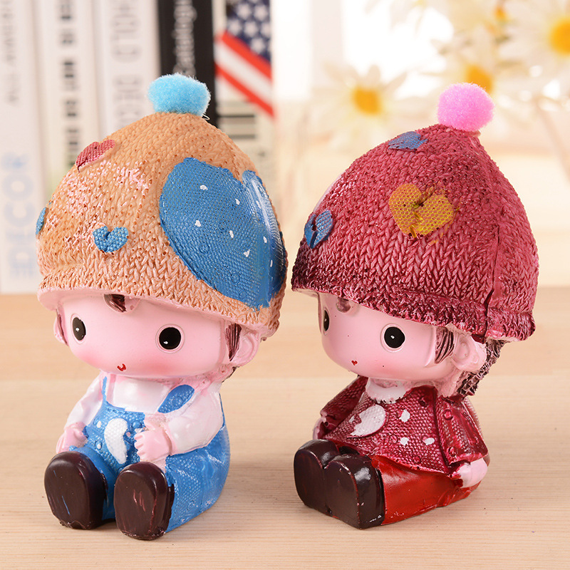 l1112 830帽子娃娃,情侣一对装爱你就要在一起,新款树脂工艺品