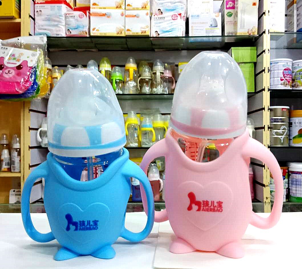 孩儿宝宽口径企鹅形硅胶套晶钻玻璃奶瓶 带柄带吸管奶瓶