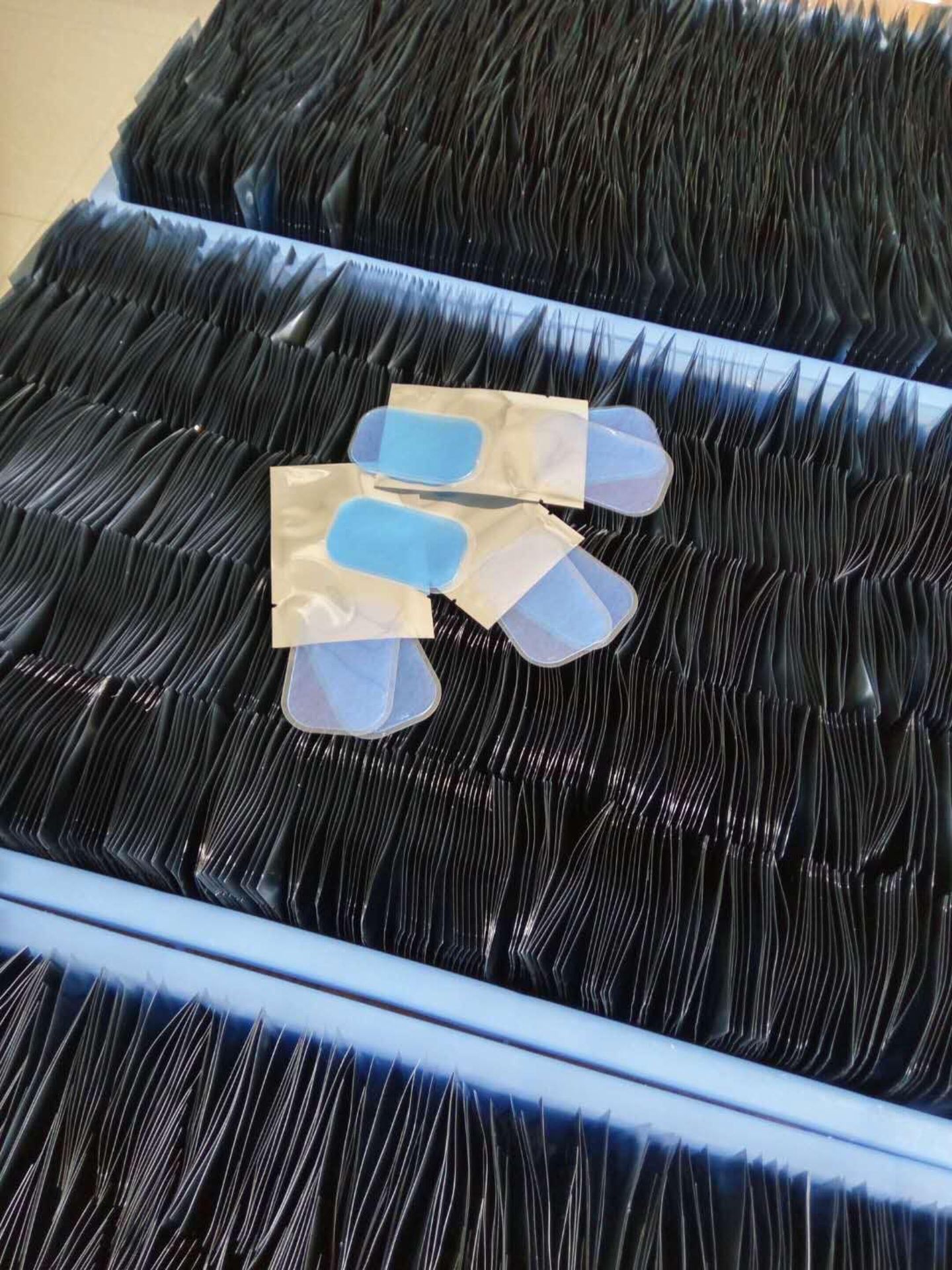 水凝胶贴片 智能健身仪 水凝胶贴按摩健身贴 啫哩胶 无刺激健腹肌