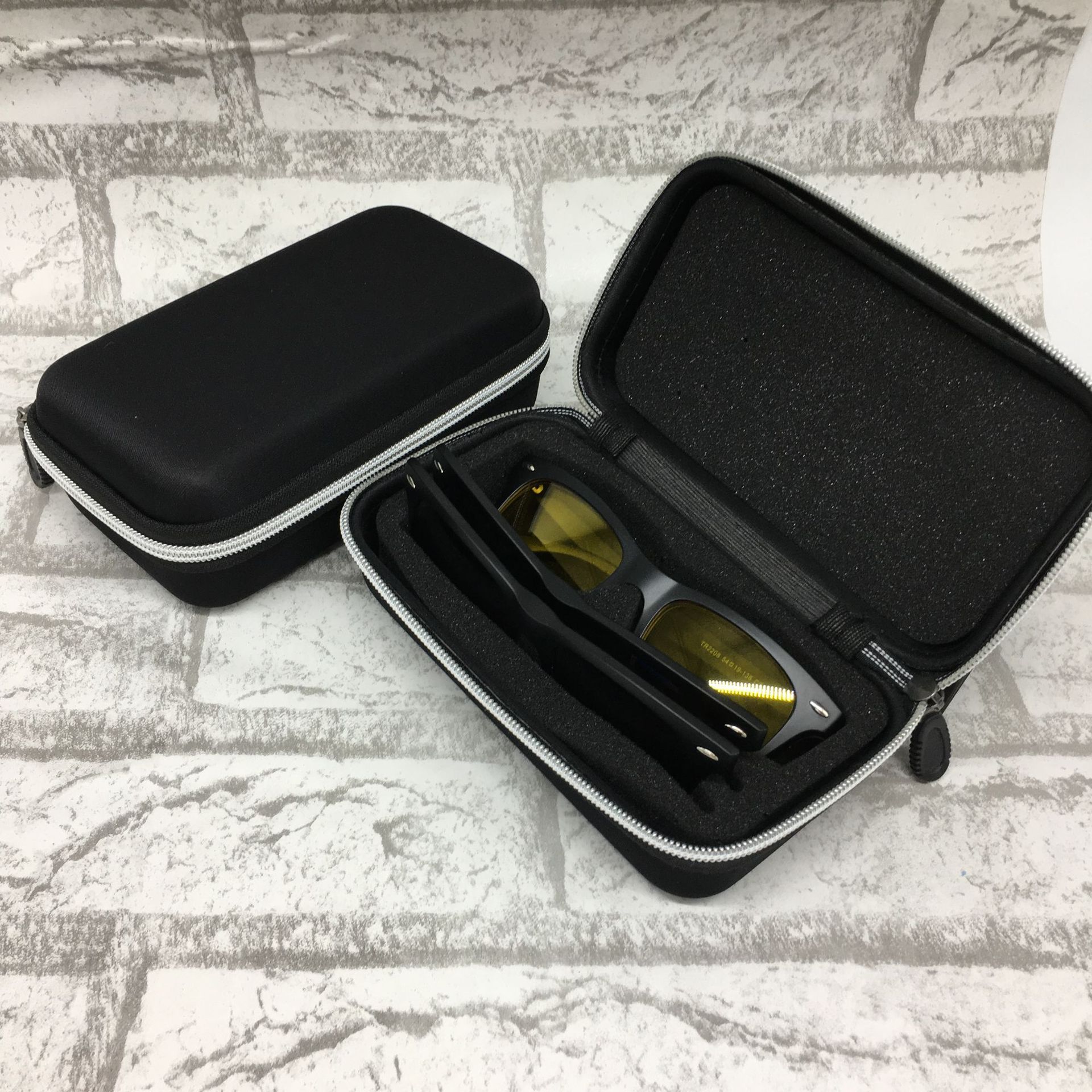 套镜海绵拉链eva眼镜盒新款抗压 夹片 偏光 套镜磁铁皮带可定制