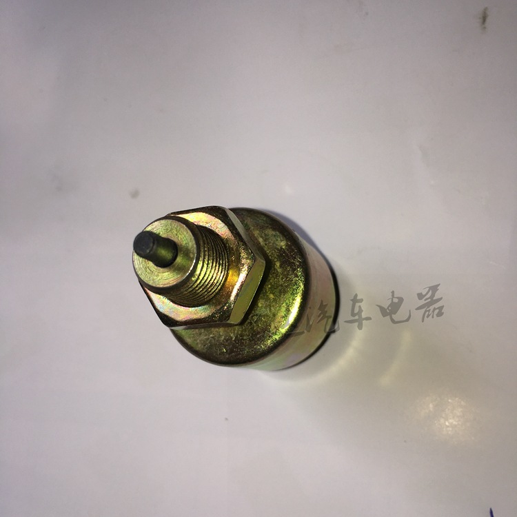 东风天龙天锦大力神制动灯开关刹车灯开关按钮3750410-c0100