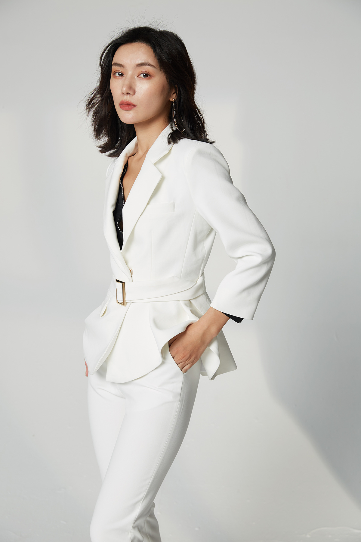 现货女装气质 ol通勤白色西装外套潮ins 女港风女套装夏天女装