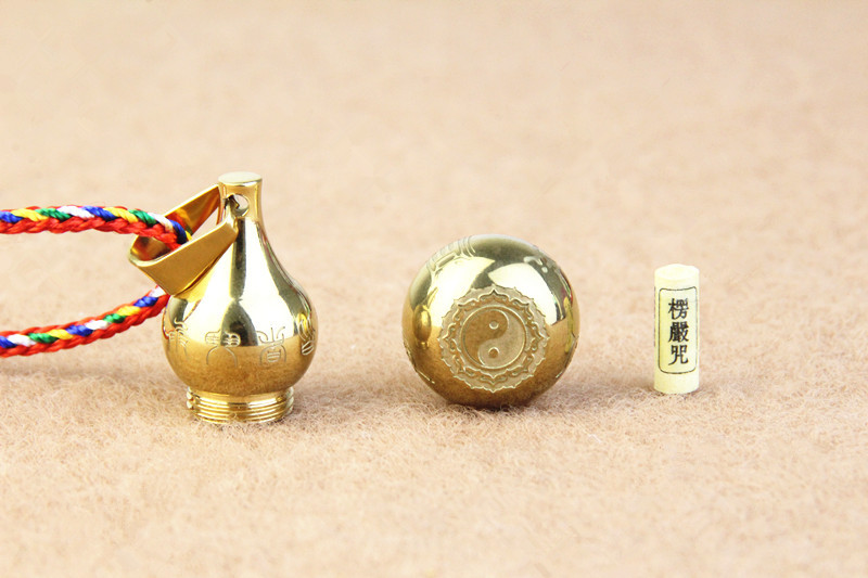 特价道教九字真言钛钢葫芦吊坠八卦太极图挂件男女项链护身符法器