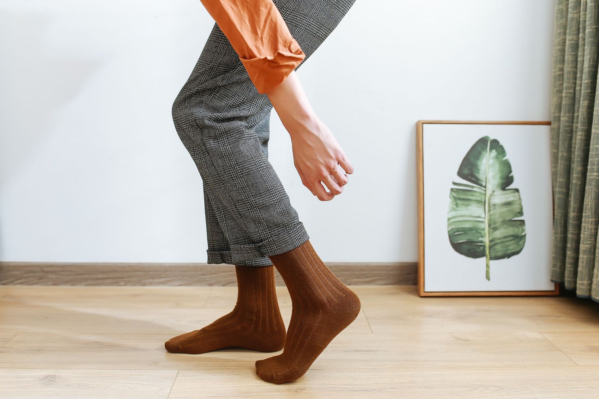 堆堆袜子男韩版学院风ins秋季网红百搭韩国棉性感色运动中筒袜潮