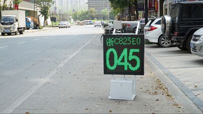 its49推车式车牌号速度显示屏雷达测速抓拍系统智能交通