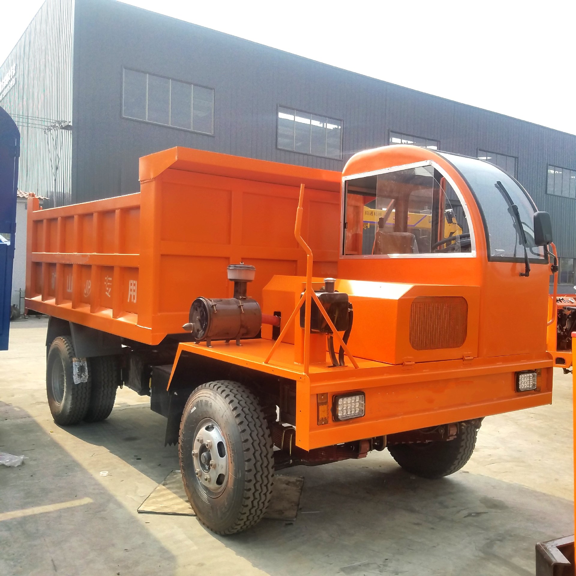 地铁出渣四不像车 单人驾驶室拉土车 小型四不像运输车