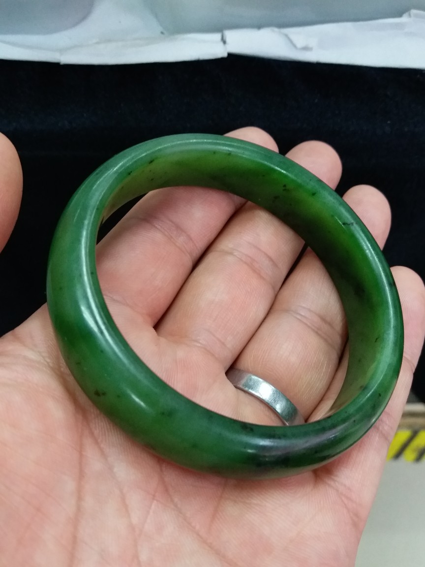 和田玉天然碧玉俄料老坑碧玉手镯厂家带证书支持全国复检批发