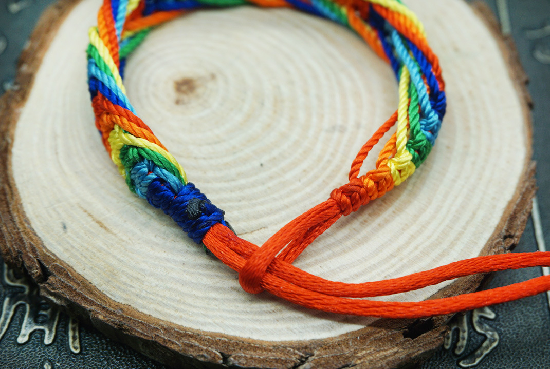 端午节红绳 藏式凤尾结五彩绳手链批发 本命年手工编织彩色手绳