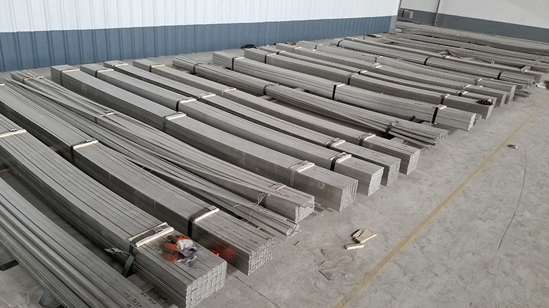 不锈钢扁钢304青山控股