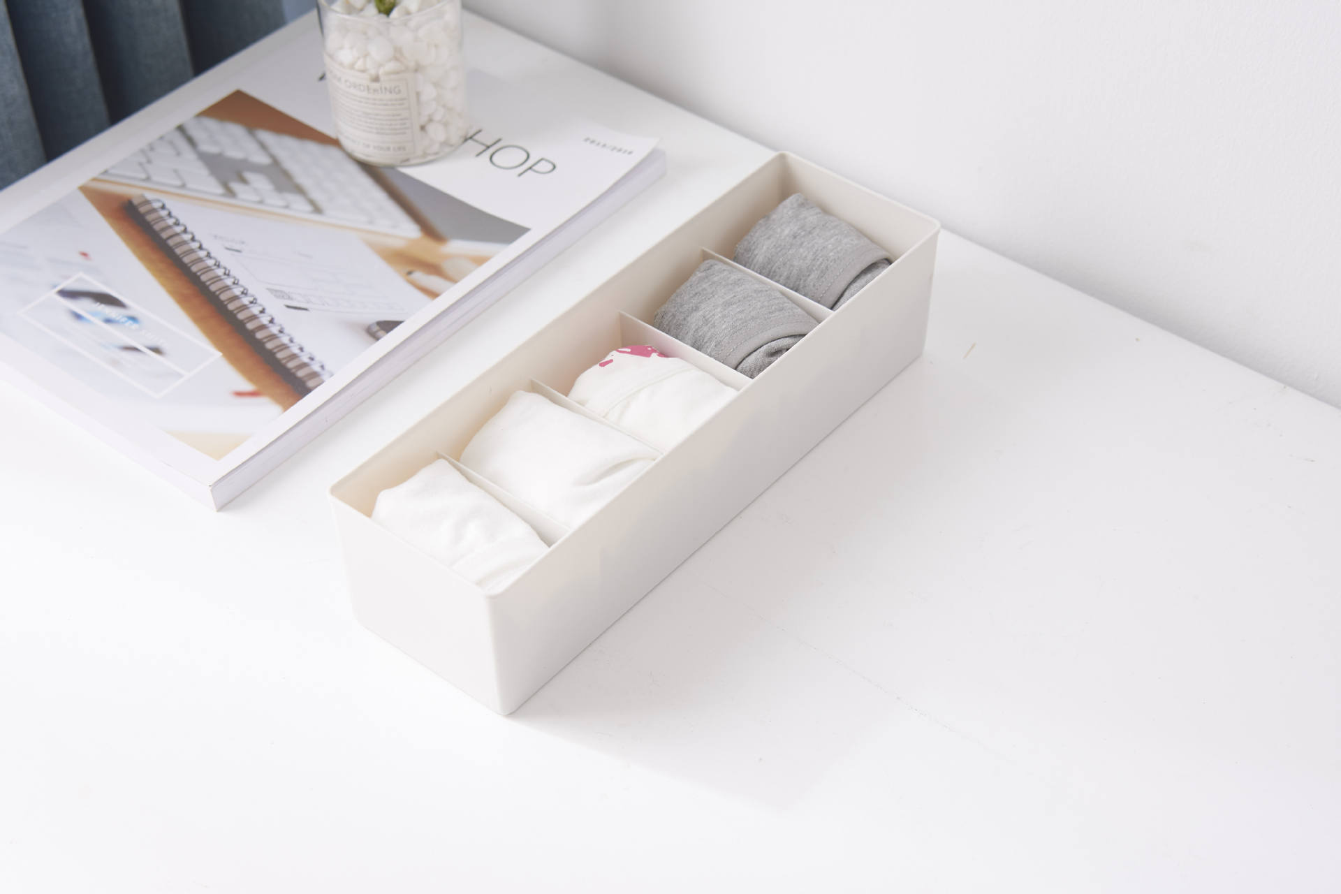 塑料五格袜子收纳盒桌面内衣收纳格抽屉式内裤整理盒塑料袜子盒