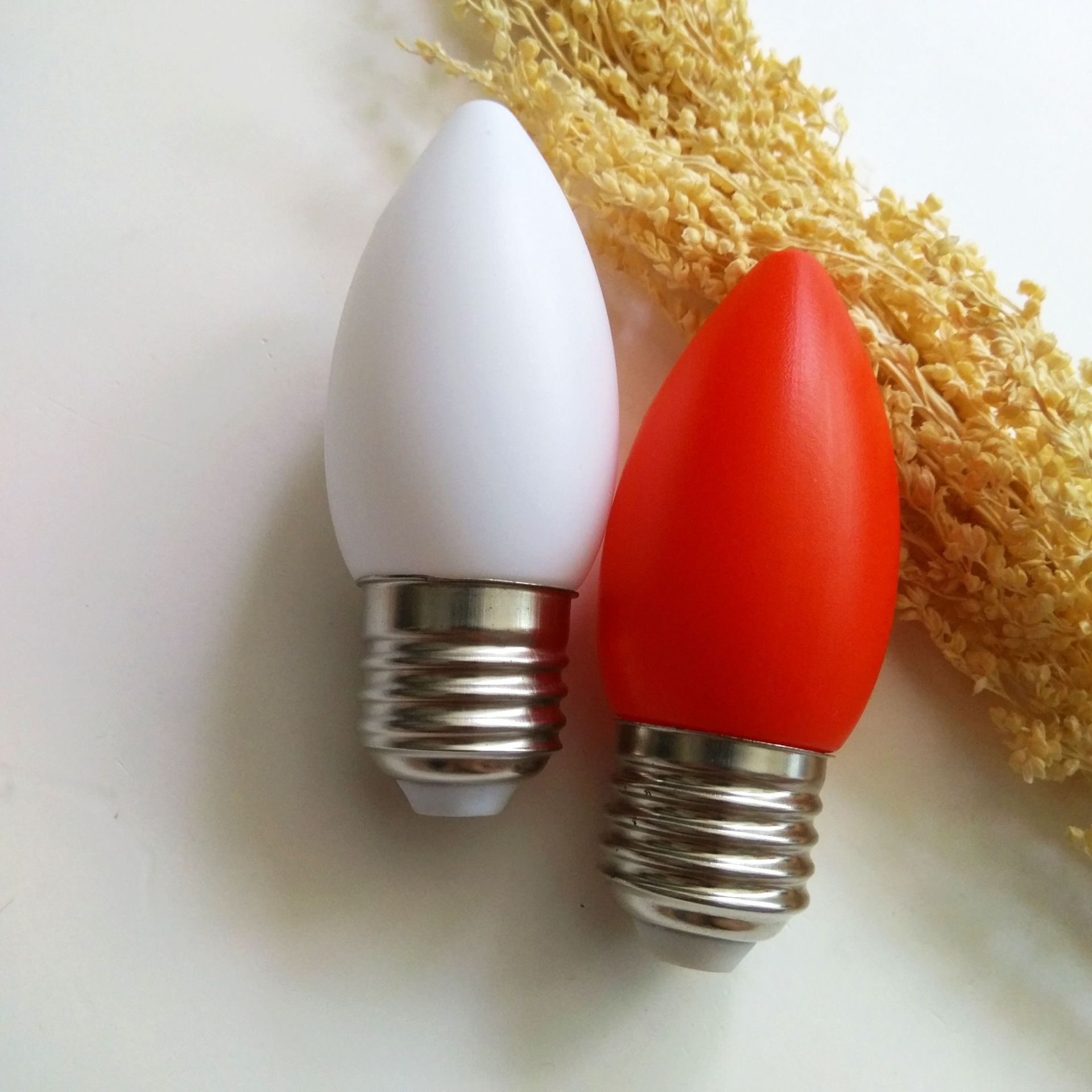 批发led一体全亮喜庆灯泡c37led尖泡红色e27b22电蜡烛灯泡财神