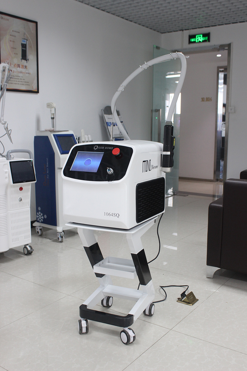 台式皮秒激光,镭射蜂巢皮秒激光,祛斑仪器皮秒激光仪器