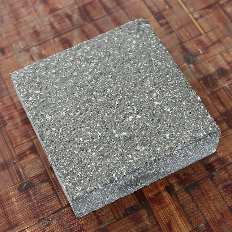 厂家批发芝麻黑仿石砖pc砖 荔枝面混凝土砖 pc砖芝麻黑广场仿石砖