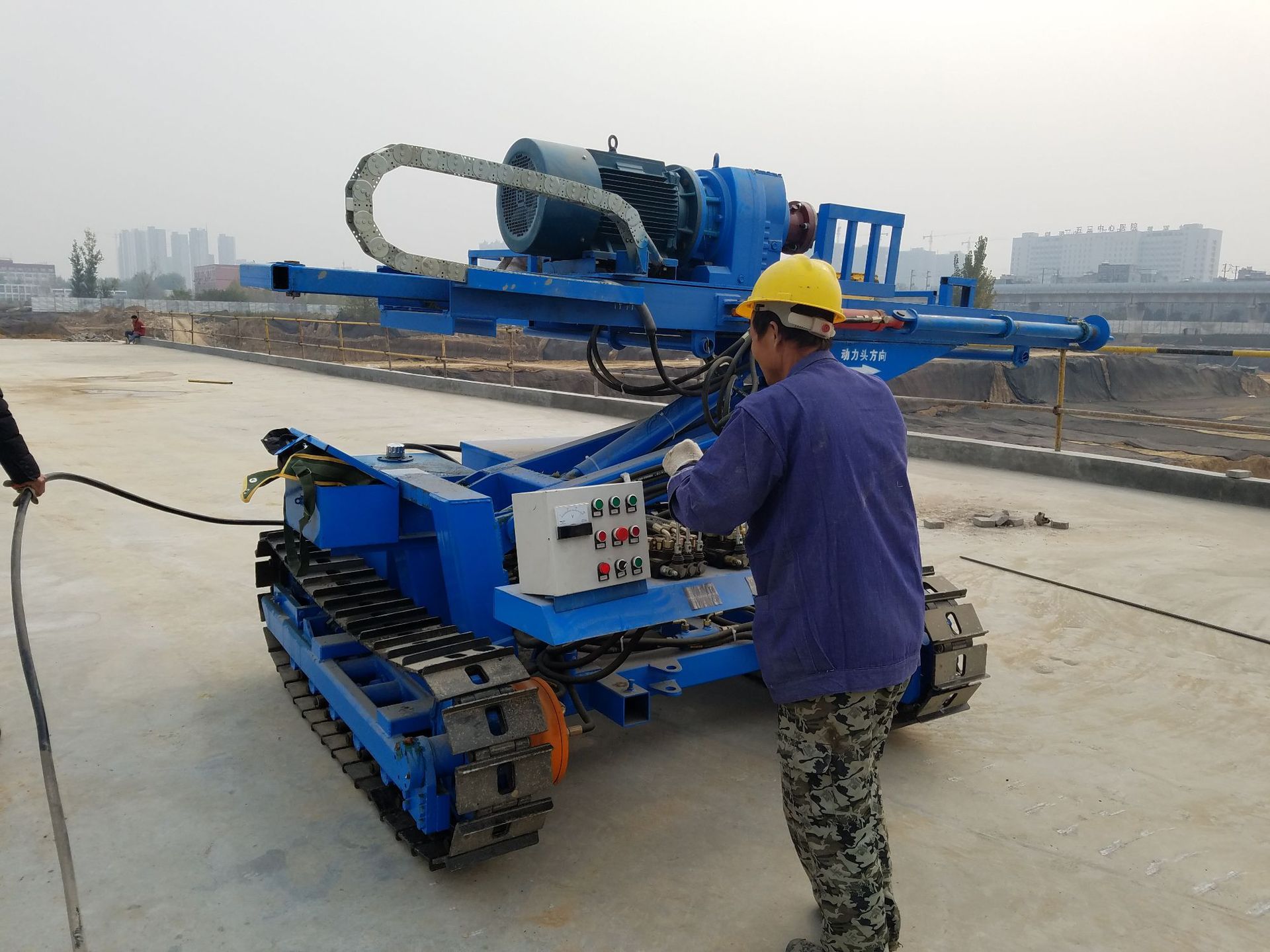 锚固钻机厂家直供 yd150型全液压履带锚固钻机 大扭矩 大孔径