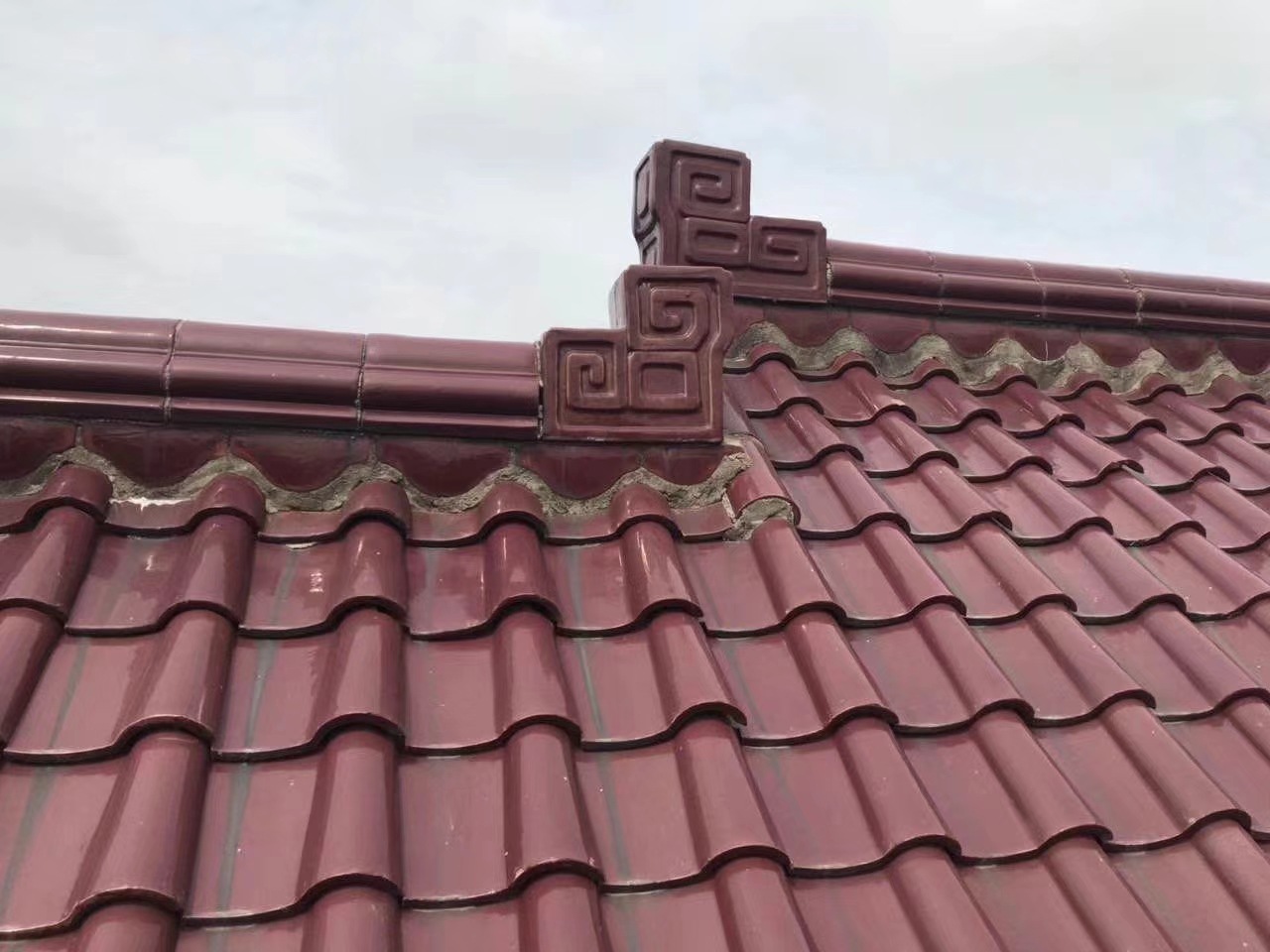 欧式别墅园林自建房 305*305mm 防水欧式陶瓷琉璃 西班牙瓦片