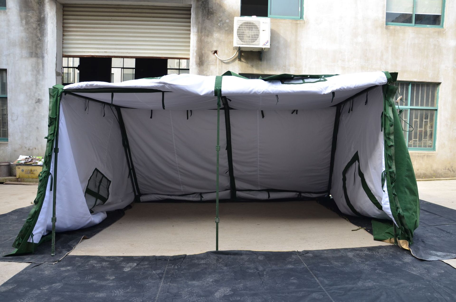野外加厚10人住宿防雨施工帐篷民用户外救灾防寒帐篷可定制