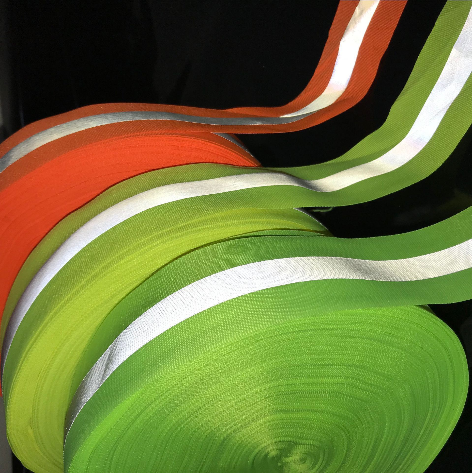 厂家直销 高亮一类化纤反光布 手袋 户外防护 交通安全设施