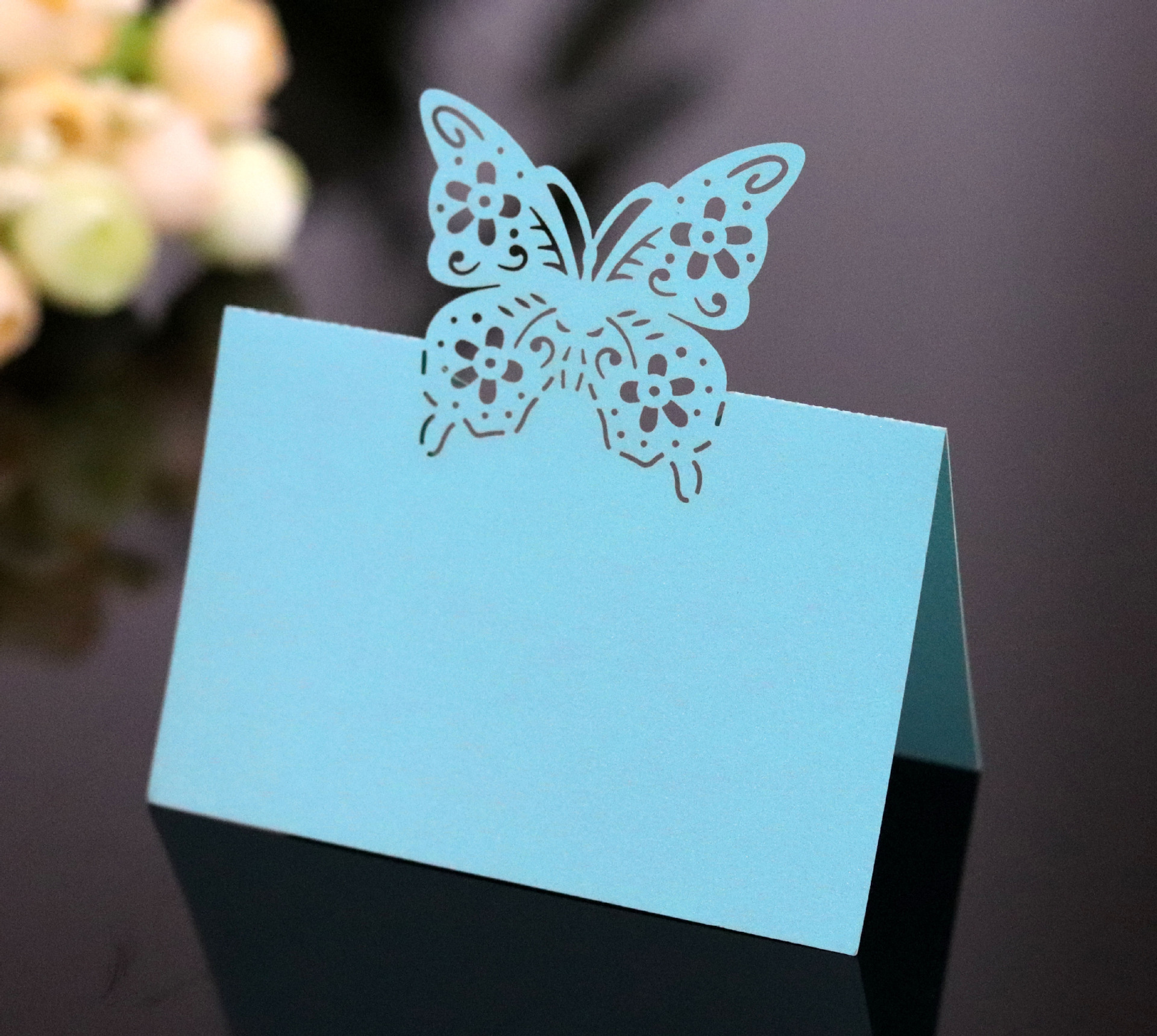 立体蝴蝶席位卡 激光镂空卡片 蒂夫尼兰色签到台 欧式桌卡