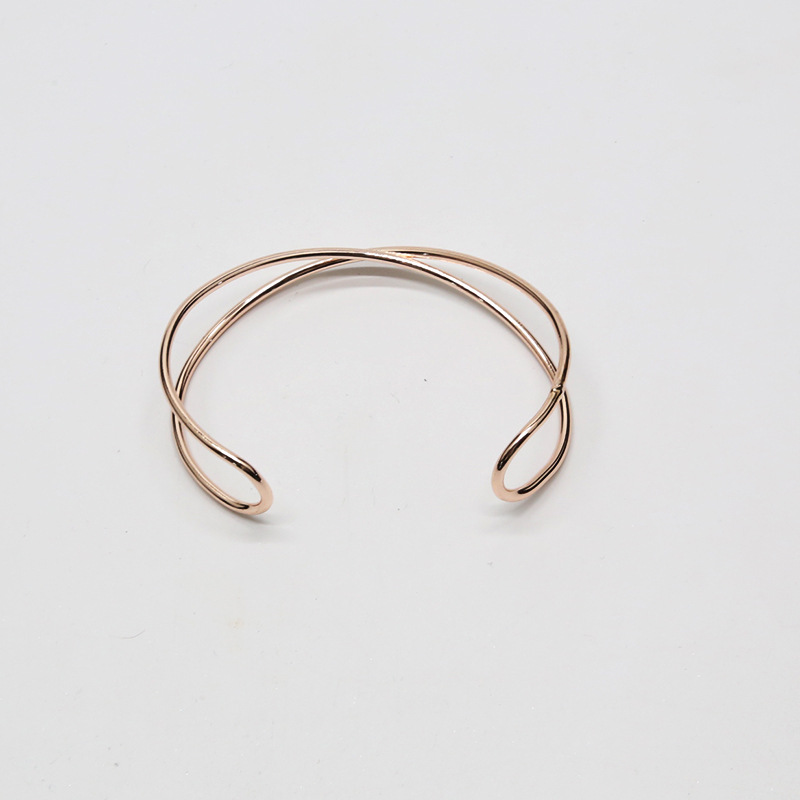 跨境热销圣诞欧美风款式手饰铁手镯饰品女简单百搭手镯饰品