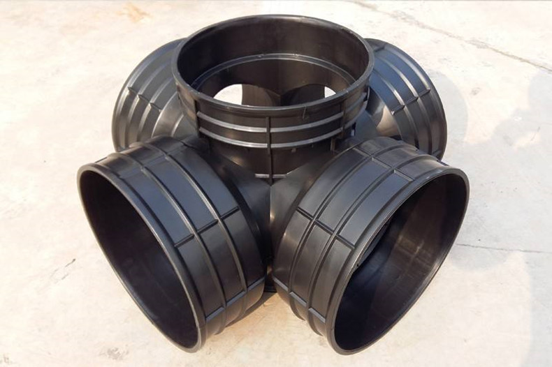 湖南永州四通检查井流槽式四通井座630300加筋加井厂家