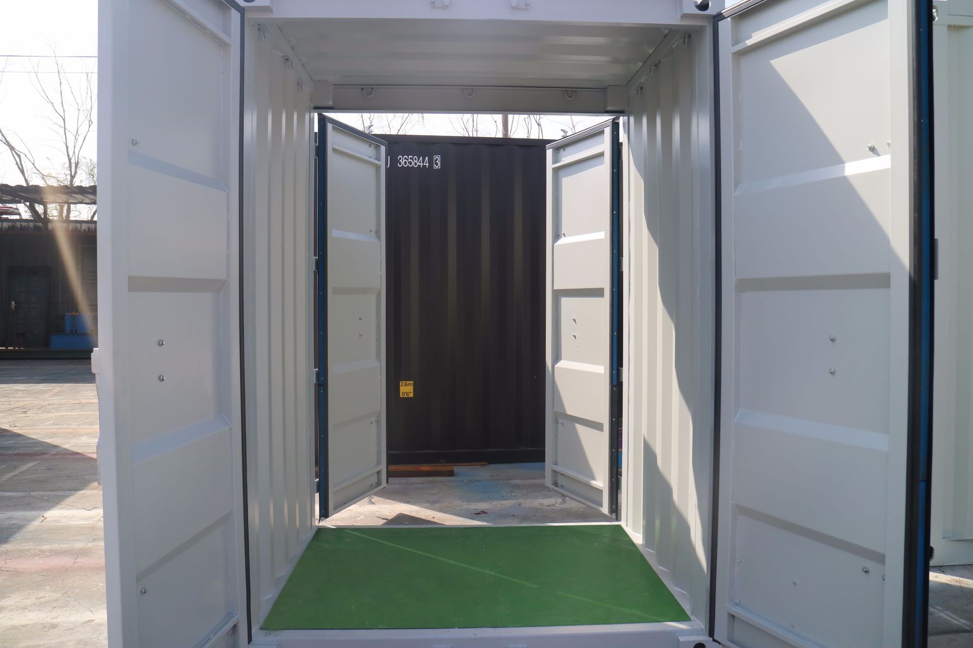 源头厂家定做各类尺寸小型集装箱 带叉车孔2米储能工具集装箱