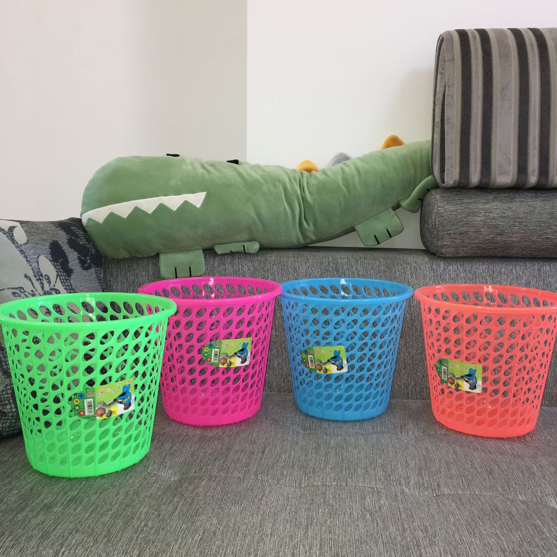 新飞达801/802/803垃圾纸篓塑料纸箩卫生间废纸萝家用垃圾箩新料