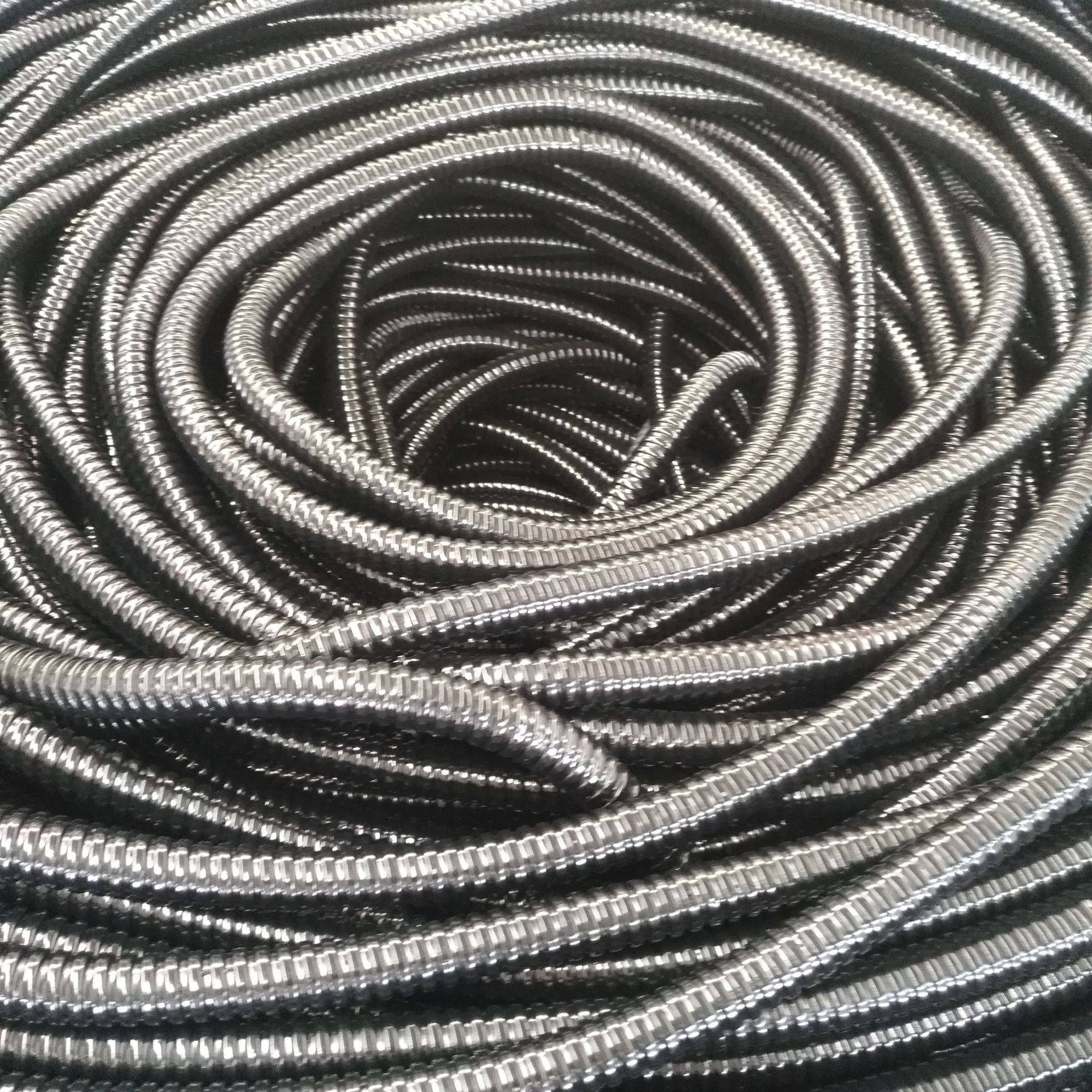 厂家批发阻燃镀锌包塑金属软管 蛇皮包塑软管 包塑穿线金属软管