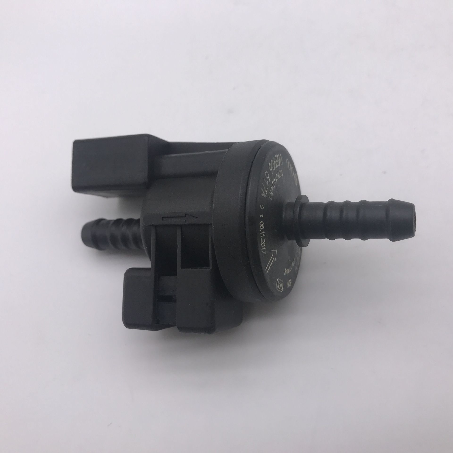 适用奥迪a6lc6 速腾1.8t活性碳罐电磁阀 碳罐电磁阀06e 906 517 a