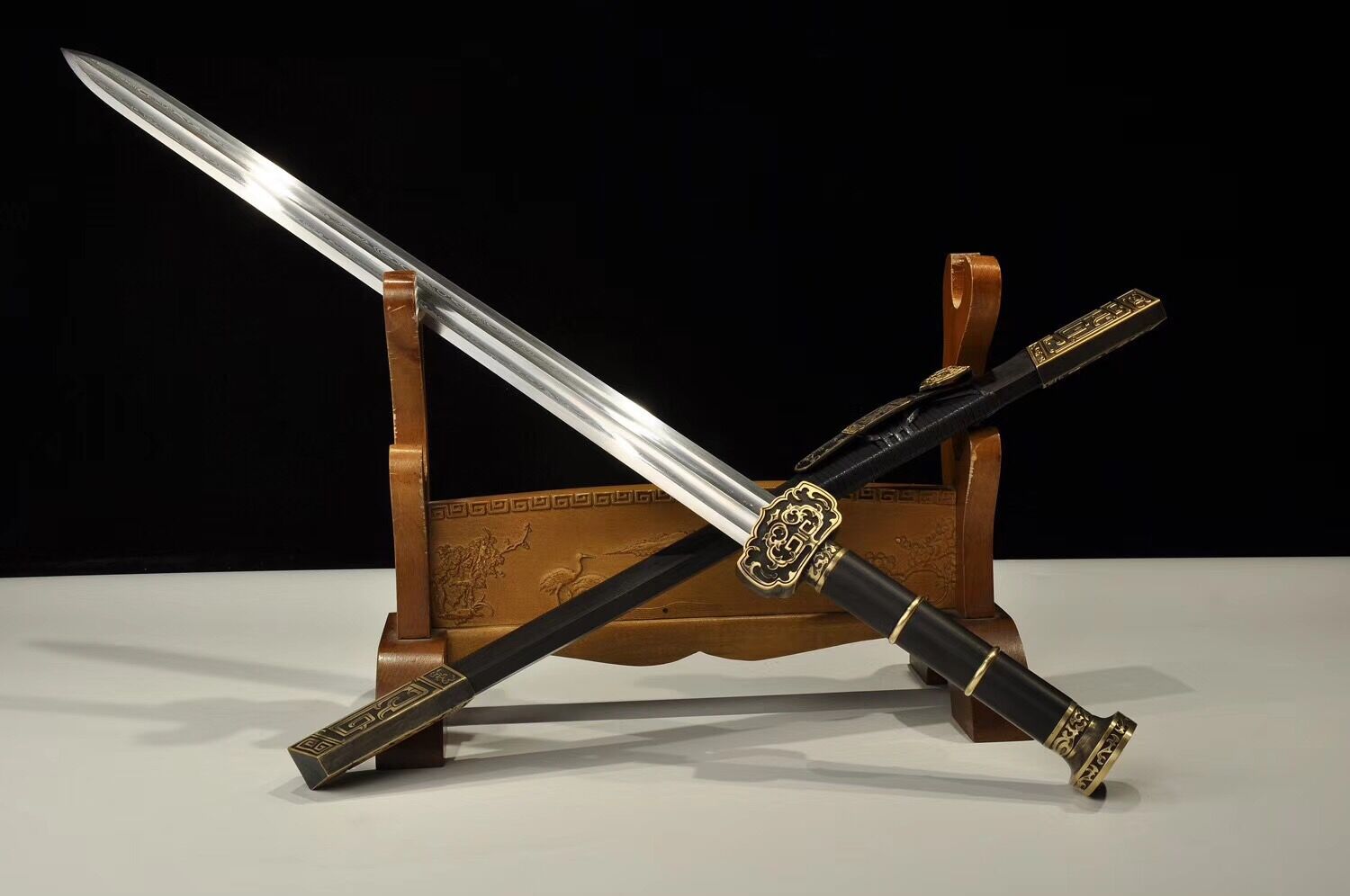 龙泉手工传统刀剑如意汉剑家居礼品摆件宝剑太极清剑冷兵器未开刃