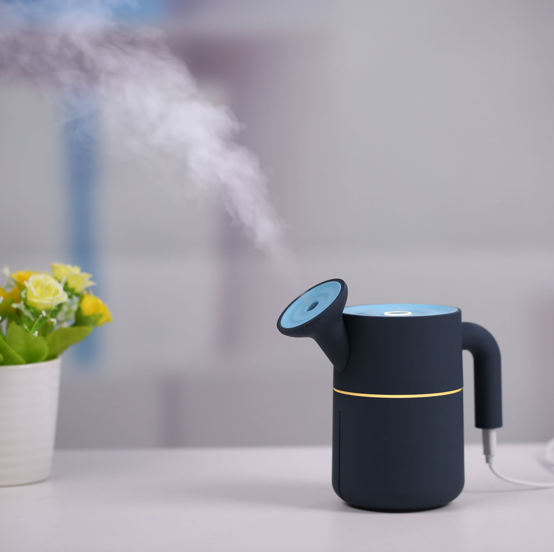 创意新款水壶迷你usb加湿器迷你补水仪办公家用空气净化礼品