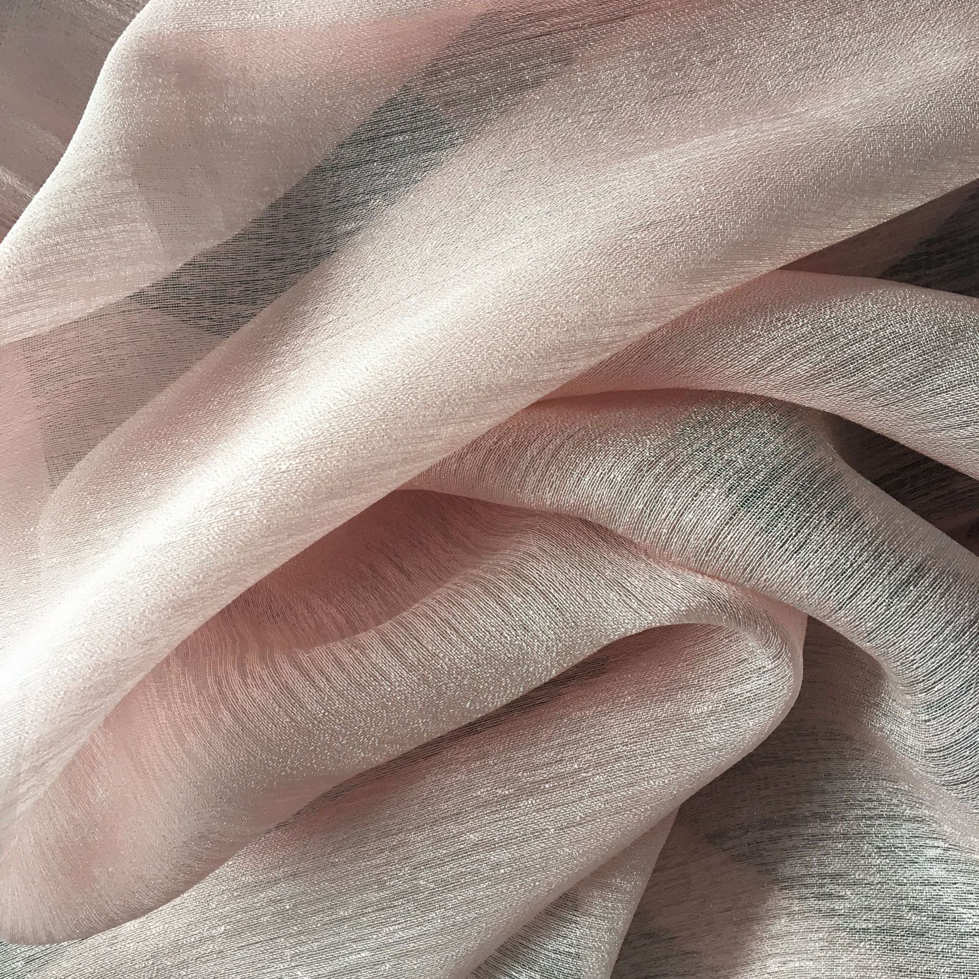 新款多利纱 头巾纱 围巾纱 服装面料 涤纶布 童装面料 轻薄纱