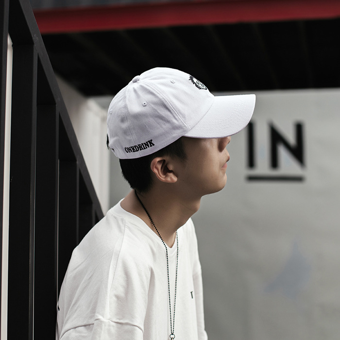 说唱歌手头像刺绣男女弯檐棒球帽ins网红水洗嘻哈软顶潮流鸭舌帽