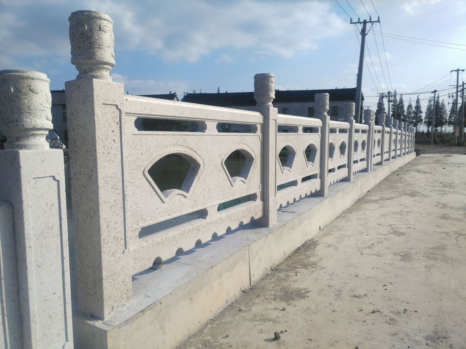 坚固耐用厂家直销南京 常熟 张家港 仿木栏杆 园林景观护栏