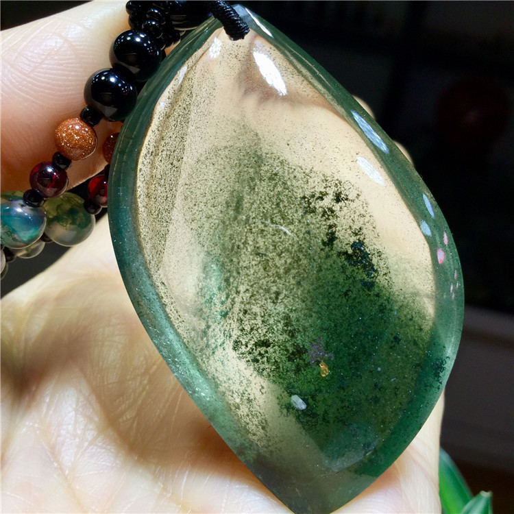东海水晶天然绿幽灵聚宝盆原石随形平安无事牌吊坠