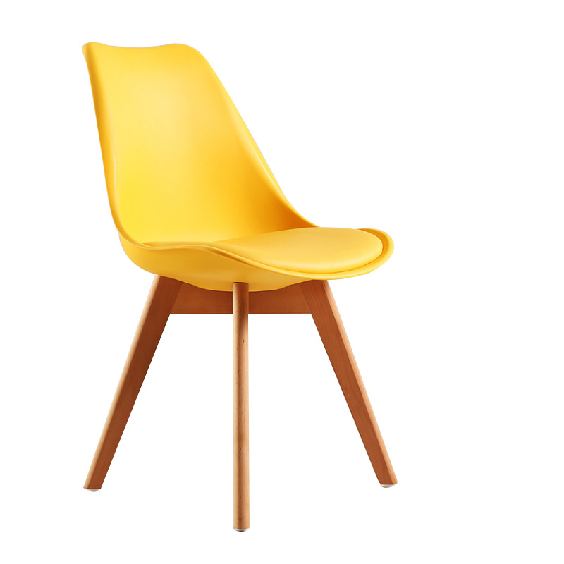北欧家用伊姆斯椅子现代简约实木桌子休闲椅塑料餐椅洽谈桌椅组合