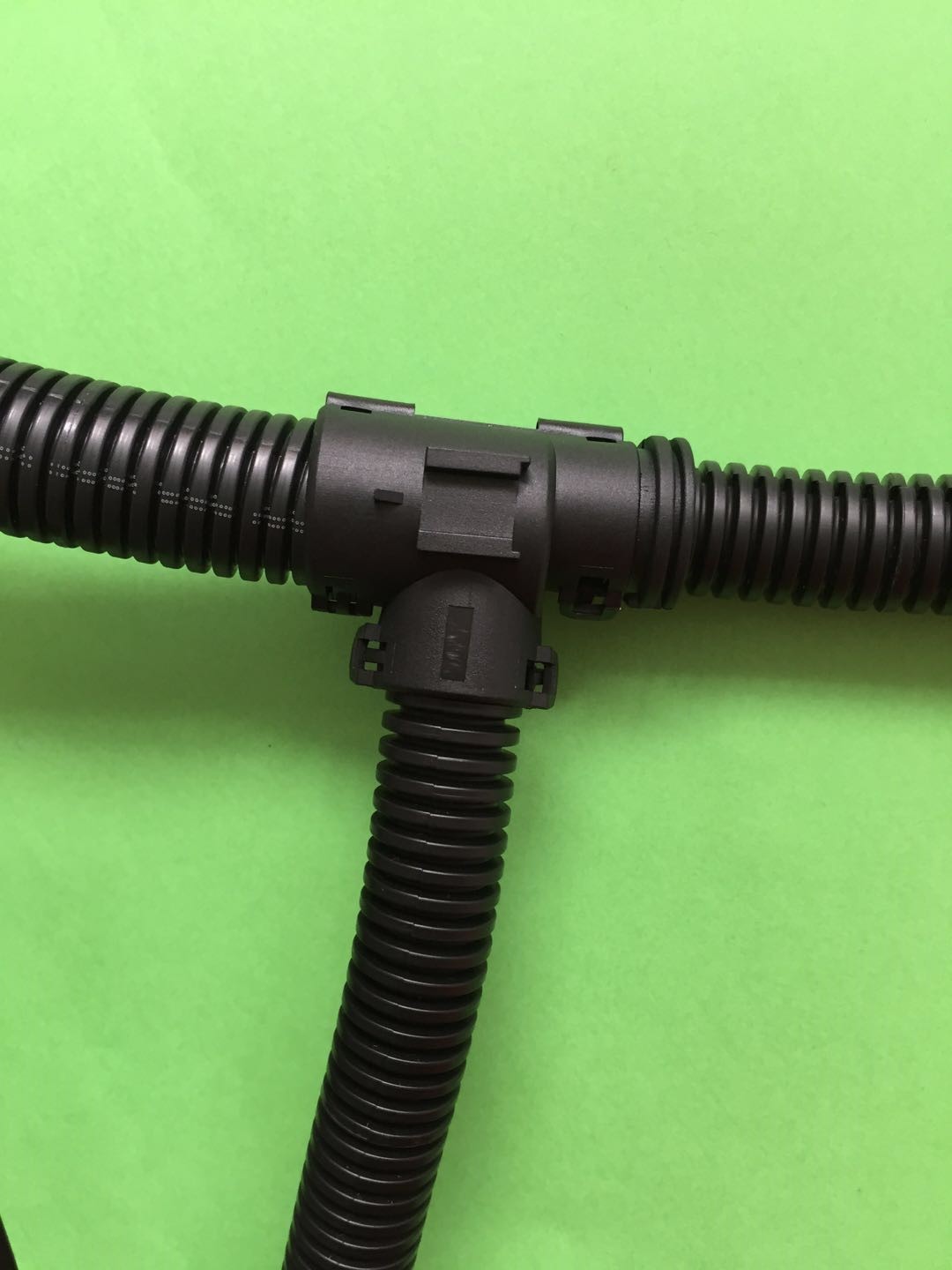 三通卡扣 管卡 汽车阻燃波纹管卡扣 线束波纹管卡箍电线套管