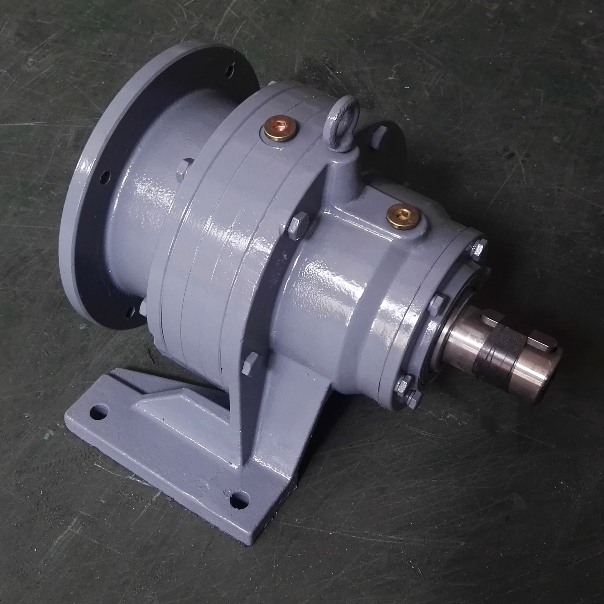 直销x系列摆线减速机混批摆线减速机大量供应摆线减速机