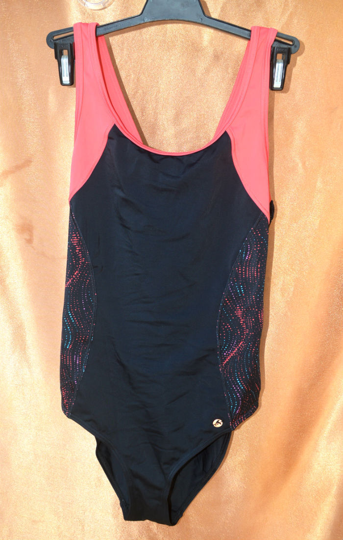 欧美防晒泳衣女 无垫阻力小 超弹力专业运动三角女士连体游泳衣