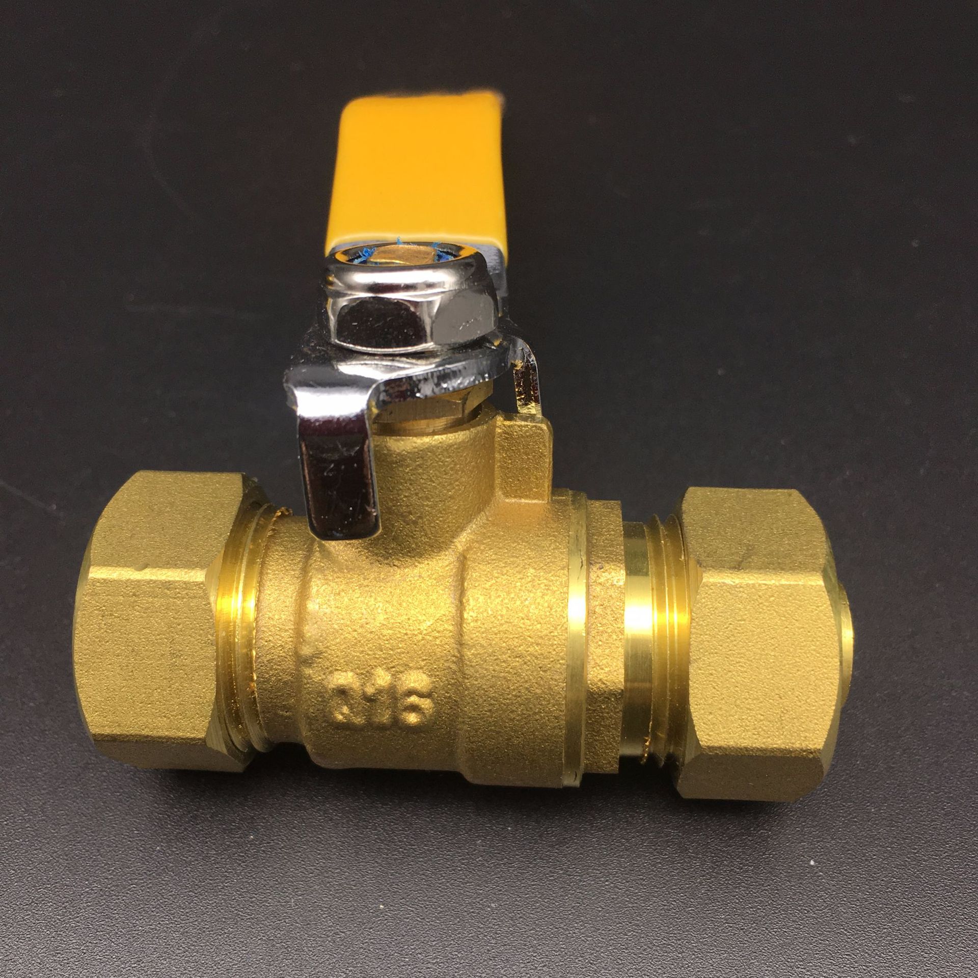 厂家供应铝塑铜球阀 手动黄铜铝塑自来水管球阀 直通卡套球阀