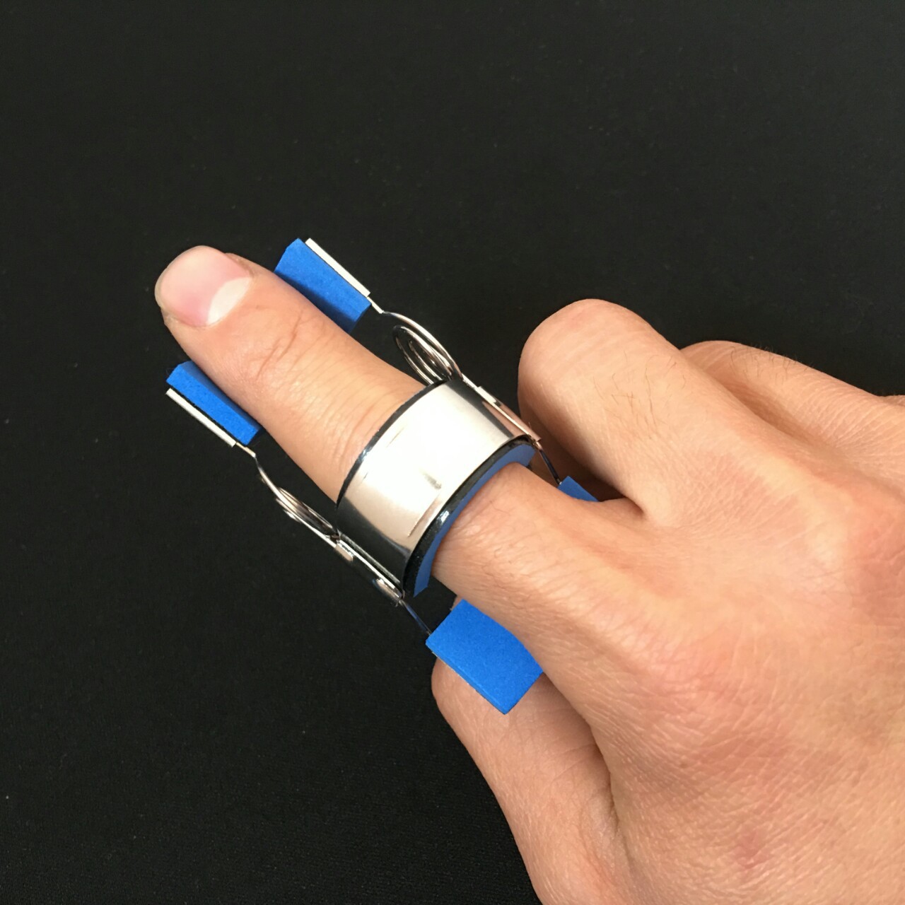 厂家促销/指关节锻炼器/手指关节锻炼器/手指恢复练习