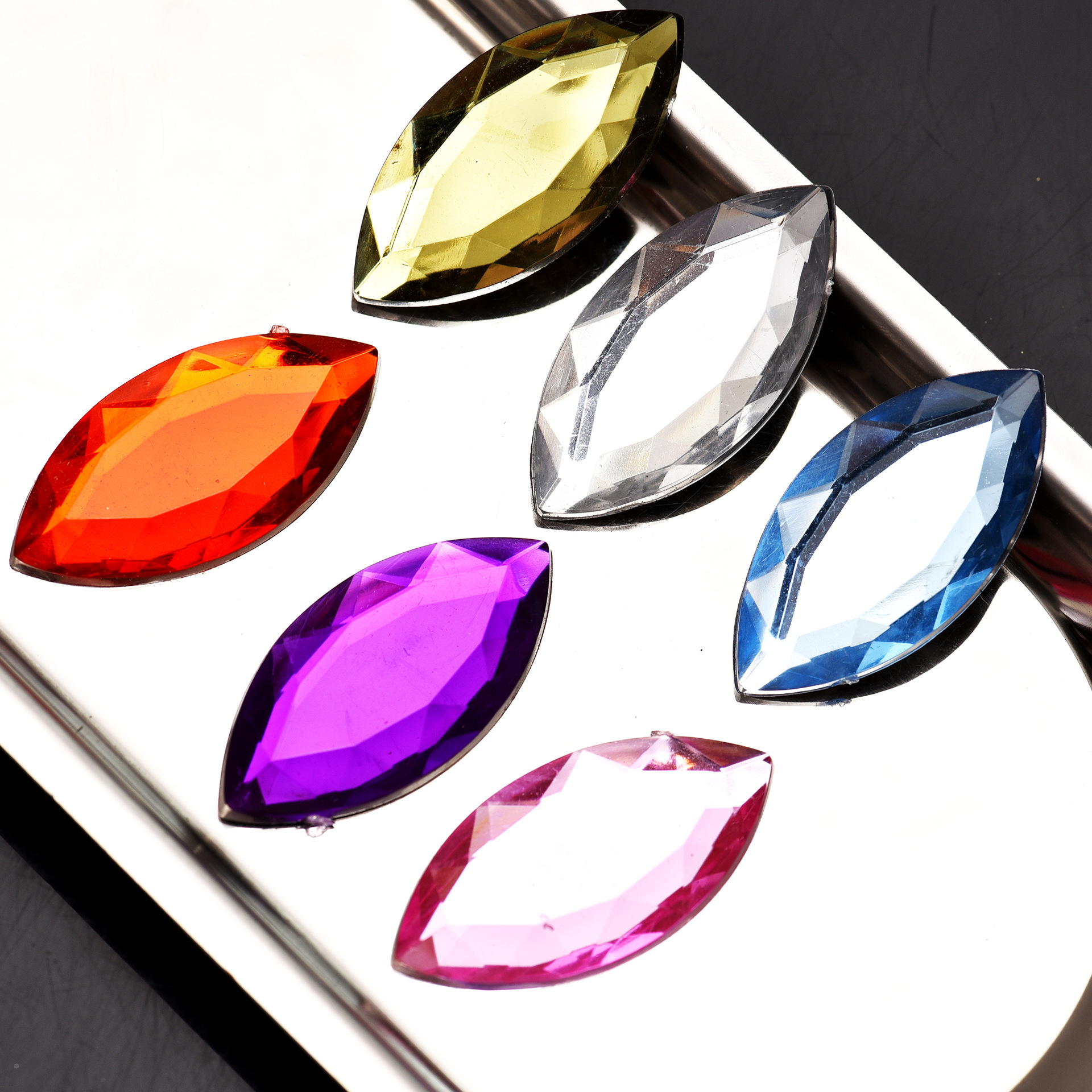 手缝亚克力钻 diy婚纱 平底马眼钻背胶贴钻配件