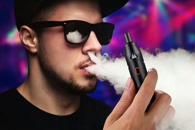 新款正品电子烟大烟雾v2套装电子烟玛莎路新手套装