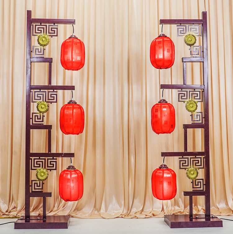 汉唐婚礼仿古木艺三个灯笼路引红羊皮道具中式婚庆宫灯路引