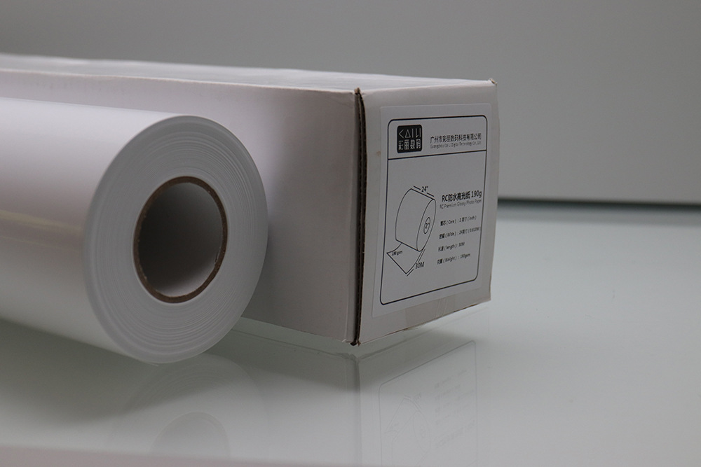 190克rc高光防水相纸,兼顾效果与轻薄,粘贴,对裱,对折更优