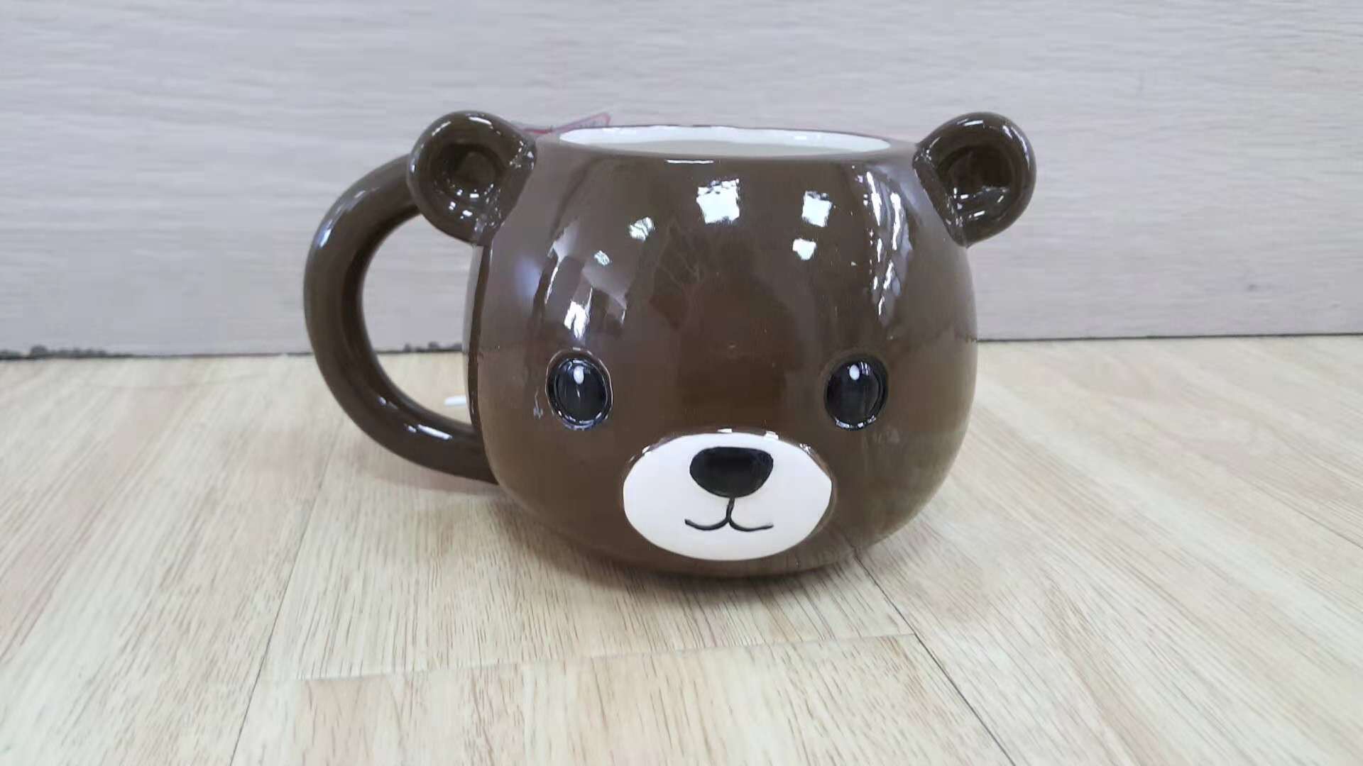 注意:个别陶瓷杯有上色不均,或者有小凸点小凹点 属正常现象,介意者勿