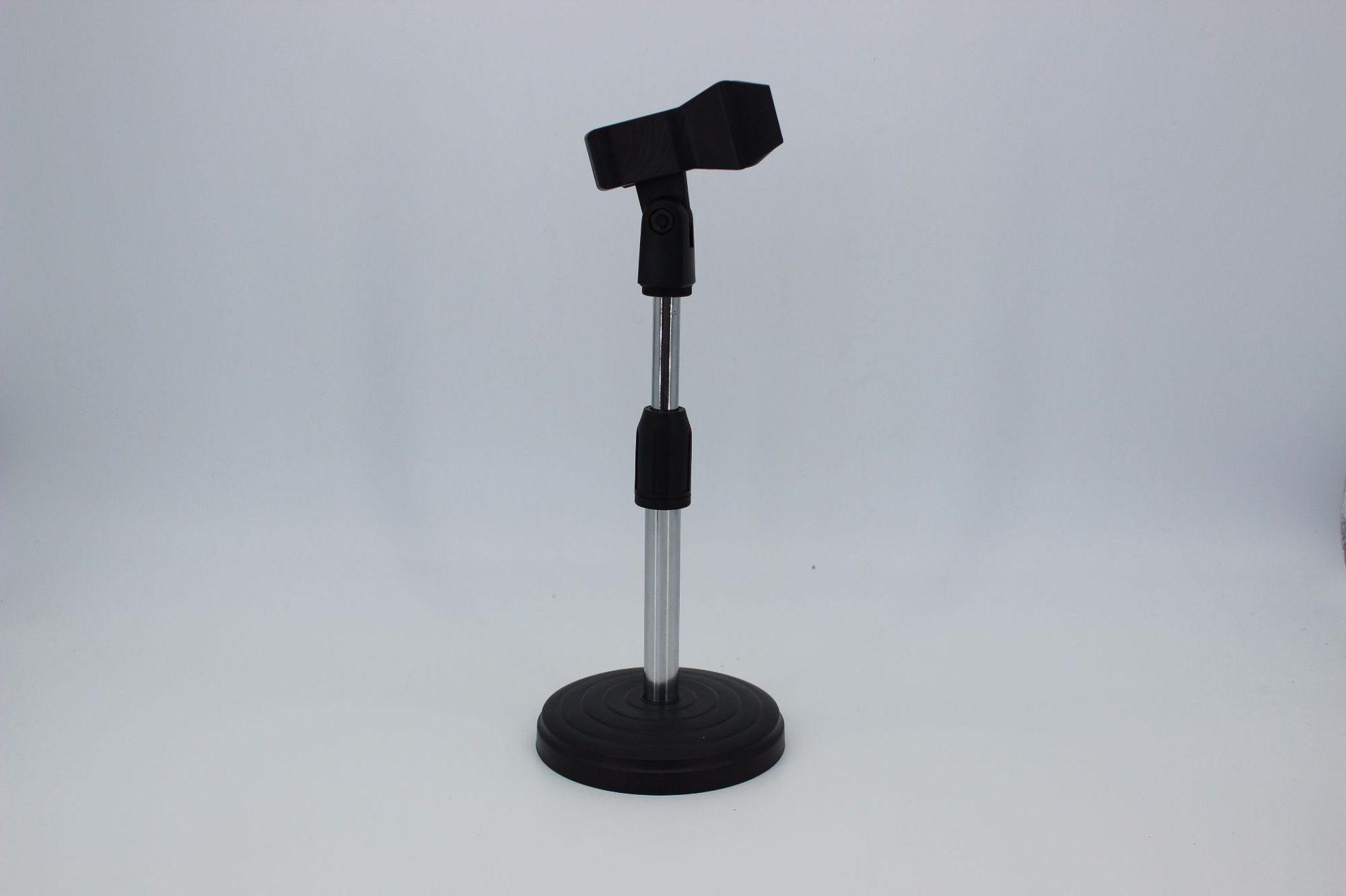 麦克风支架桌面金属电镀圆盘底座会议固定话筒懒人支架可升降