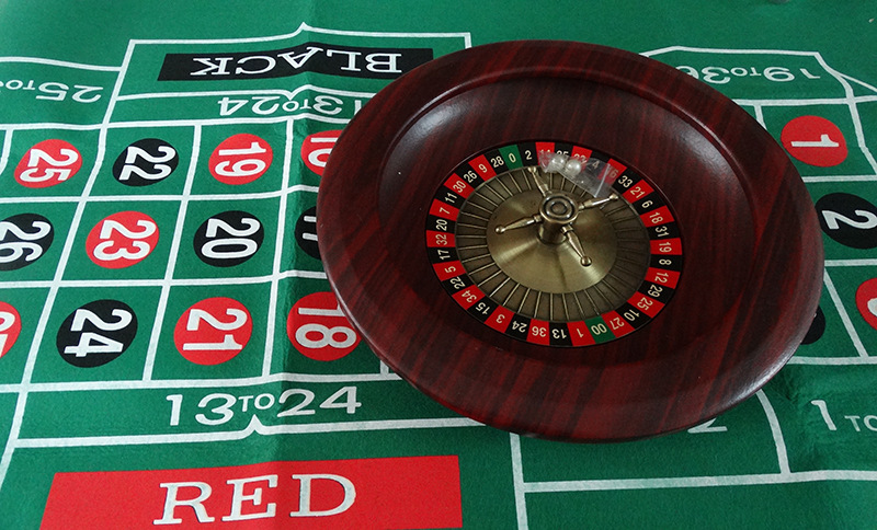 12寸俄罗斯轮盘木制底盘金属转盘30cm